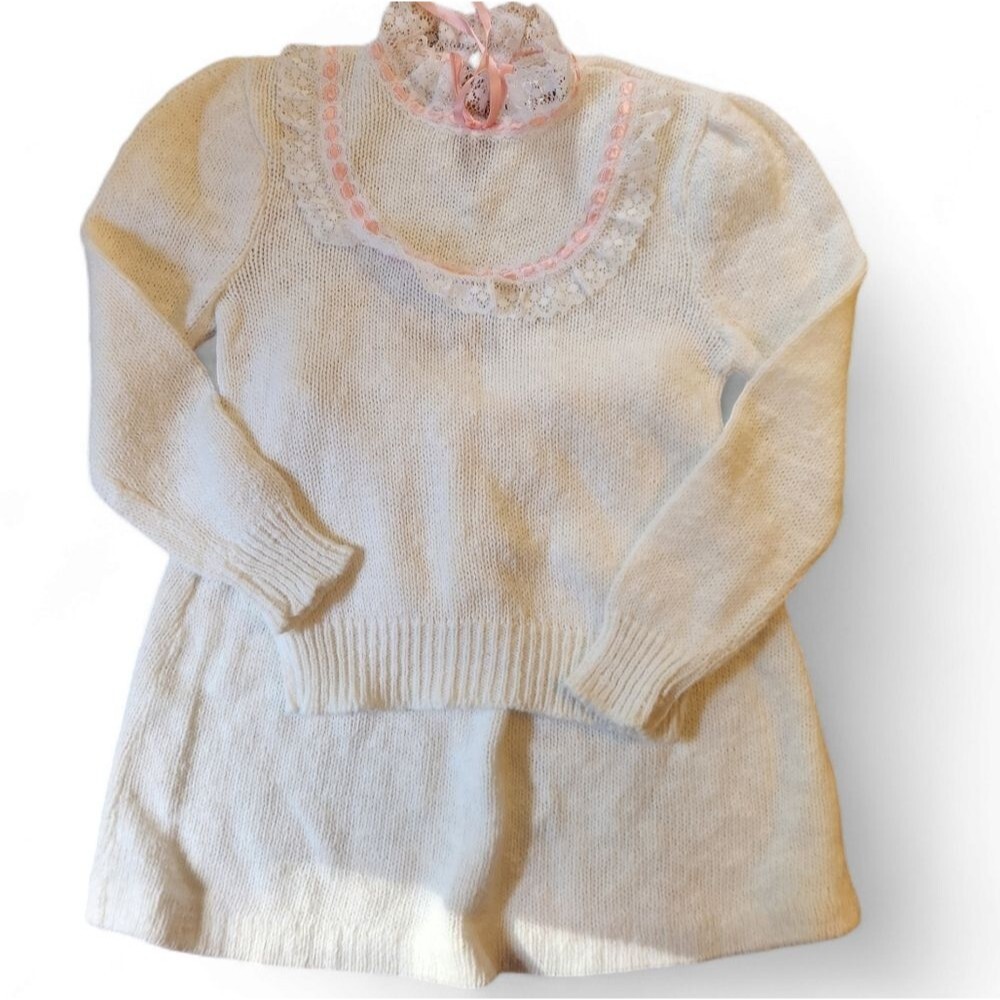Vintage Disney Winnie the Pooh  knit sweater and skirt set size kids M(5-6)